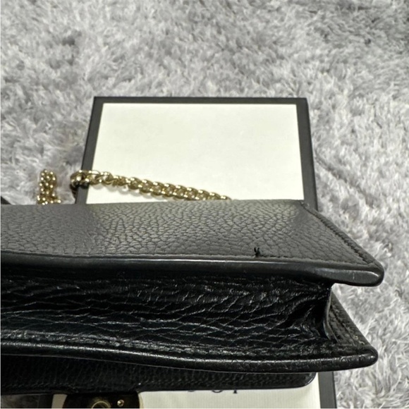 Gucci Black Leather Crossbody Bag with Gold Chain - Picture 7 of 12